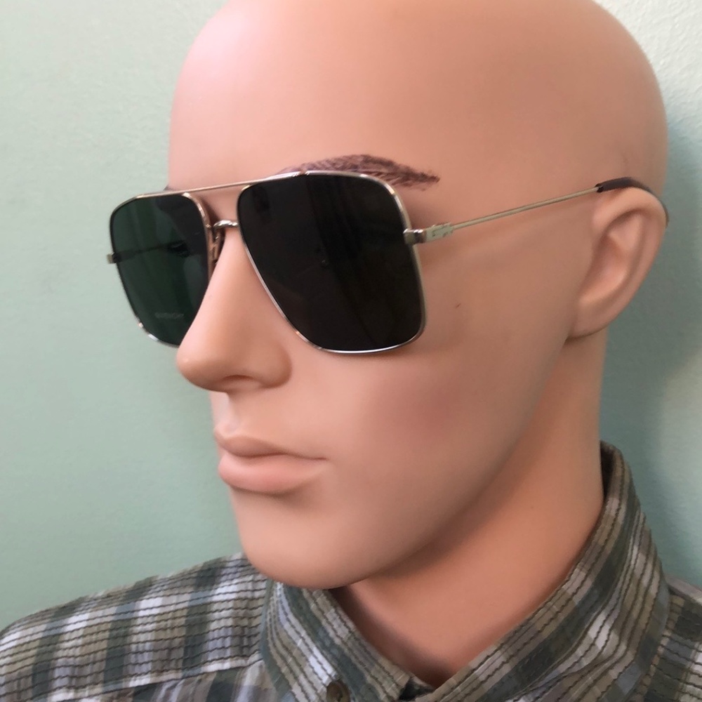 Givenchy Oversized Unisex GV7119/S 60mm Sunglasse - Picture 3 of 10